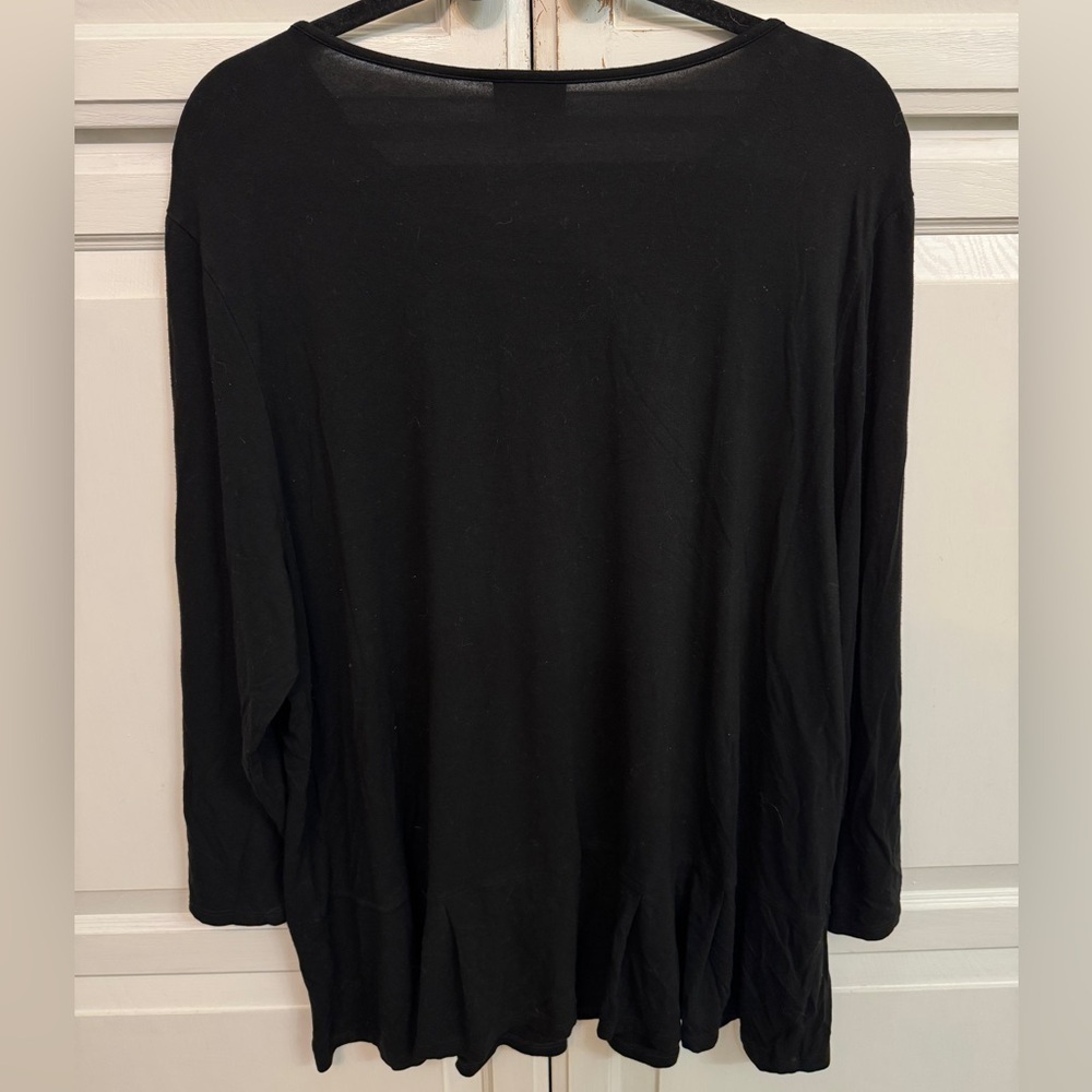 J. Jill Women's Classic Black Long Sleeve Top with ruffle bottom. Size XL - Picture 5 of 5